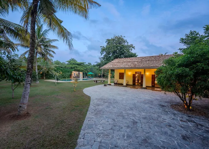 Green Hideaway - Villa With Private Pool, 8 Mins To Galle Fort